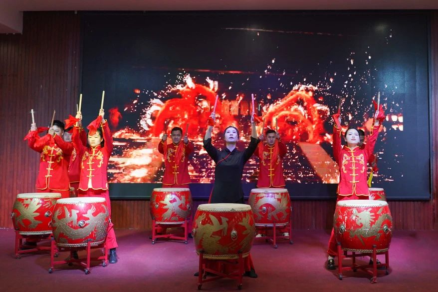 歲末盛典 揚帆啟航 | 2024年湘聯(lián)電纜年會(huì )圓滿(mǎn)舉行！